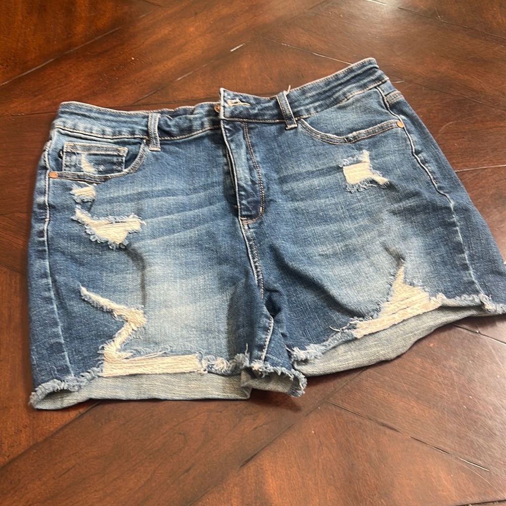 Judy Blue denim shorts